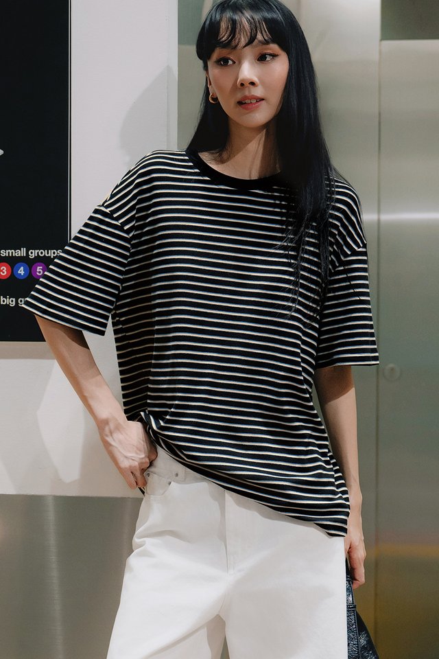YOKE STRIPE UNISEX TEE IN BLACK