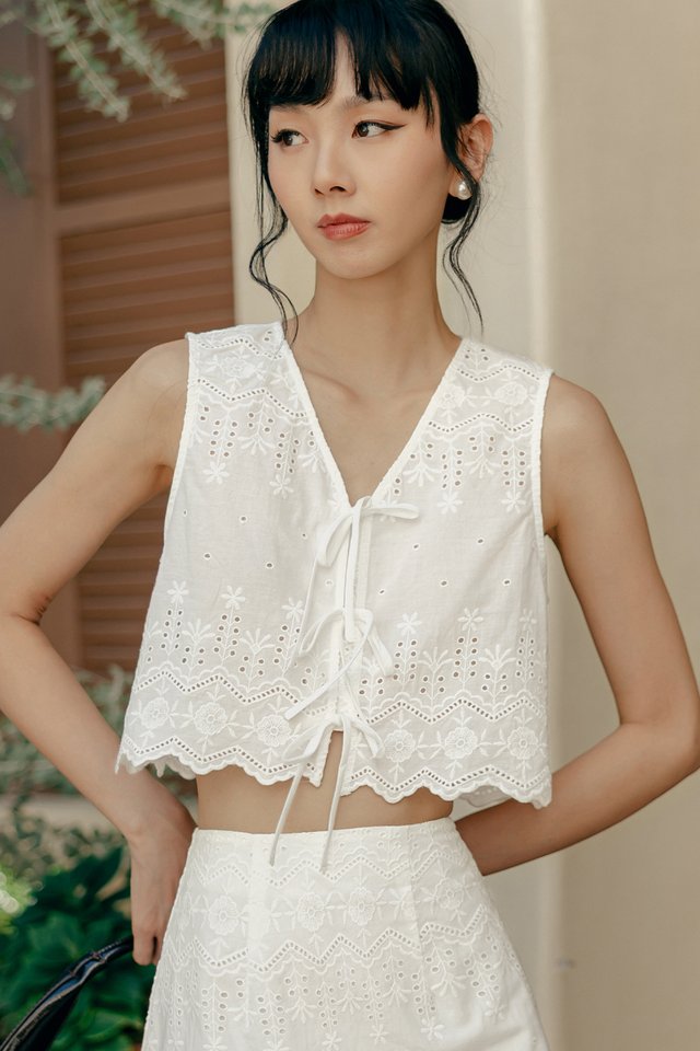 ARIE EMBROIDERY TIE TOP IN WHITE