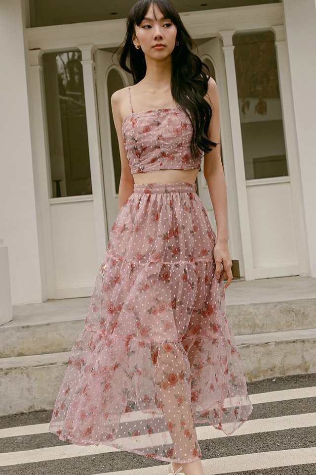 EVERLEE ORGANZA TIERED MAXI IN BLUSH