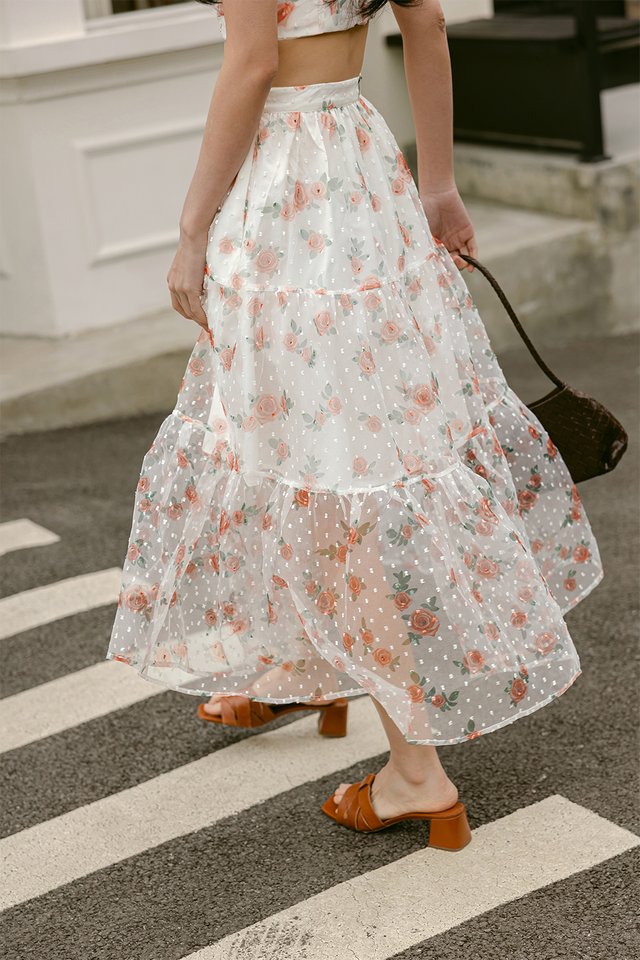 EVERLEE ORGANZA TIERED MAXI IN WHITE