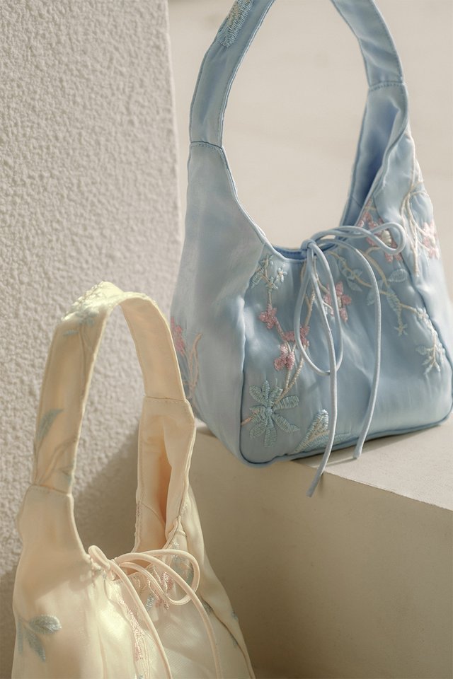HANAMI ORGANZA MINI BAG IN BABY BLUE
