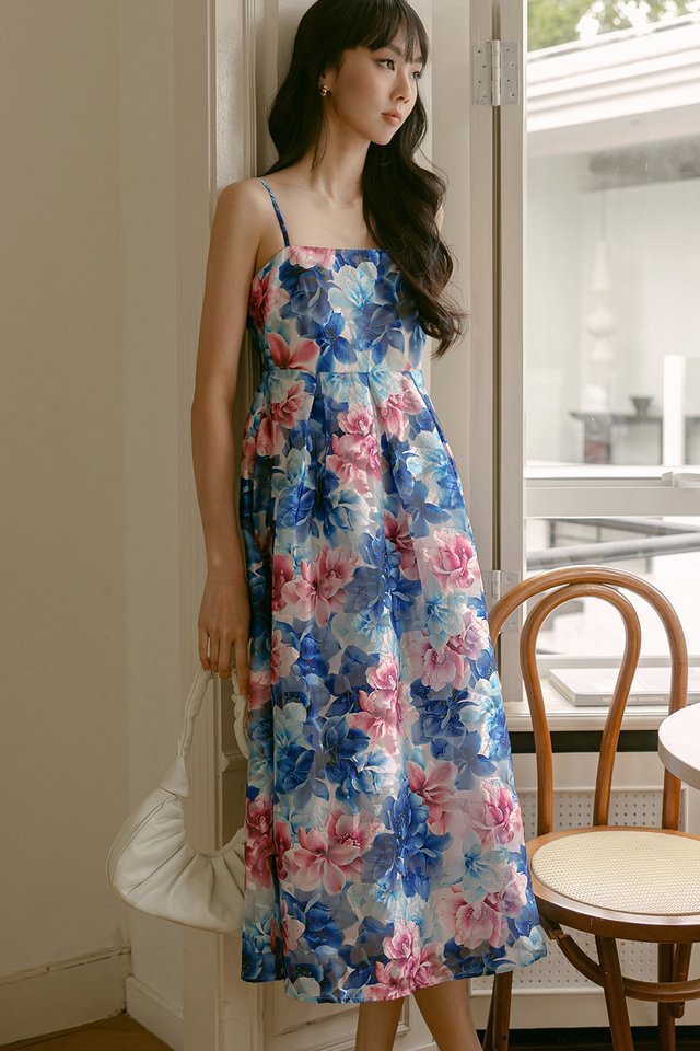 HANA ORGANZA MAXI IN BLUEBELL BLUSH