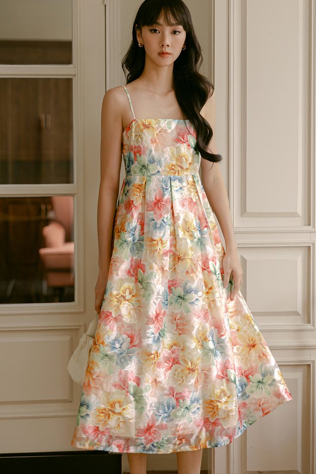 HANA ORGANZA MAXI IN CHAMPAGNE MEADOW