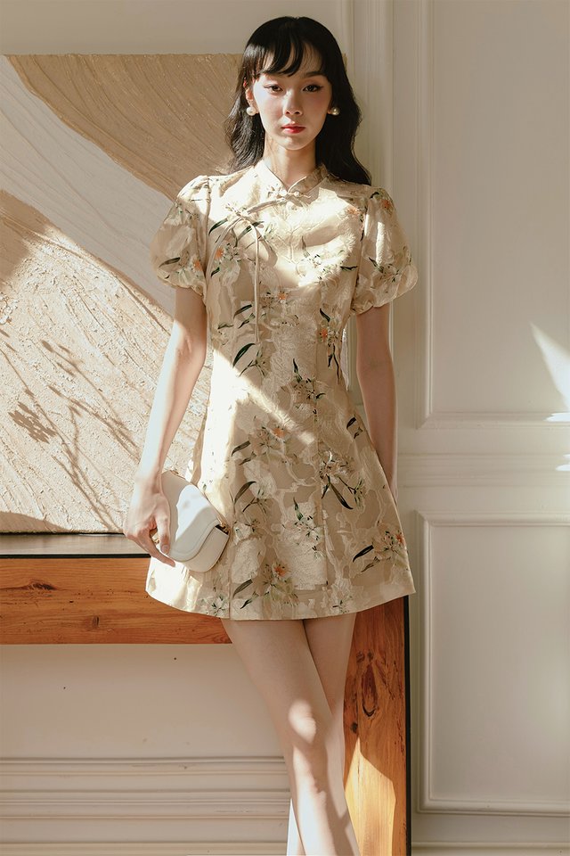 KEEPSAKE ORIENTAL CHEONGSAM