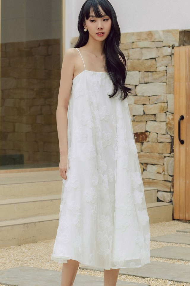 KELLAN APPLIQUÉ TULLE MAXI IN WHITE