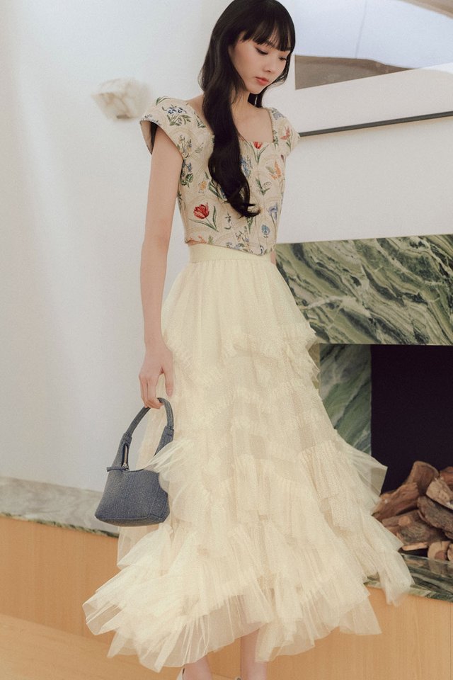 LILAS TULLE MAXI IN CHALK