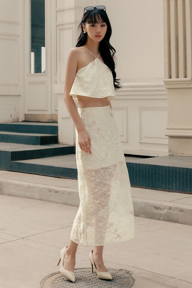 AKI EMBROIDERY ORGANZA MAXI