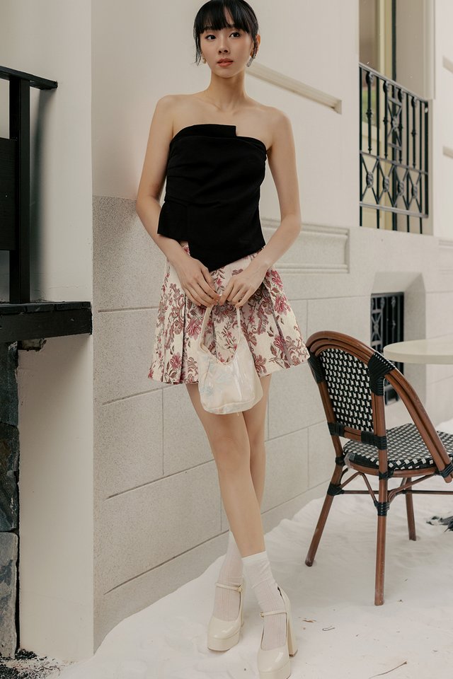 DAWN DRAPE TOP IN BLACK