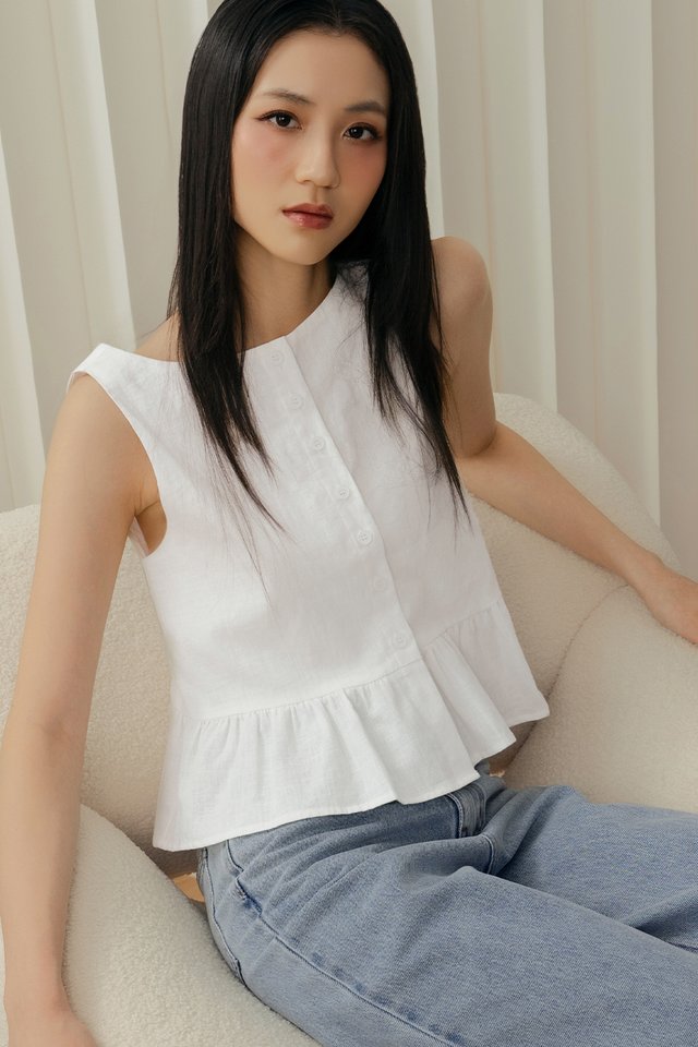 AIMI TWO-WAY TOP IN WHITE