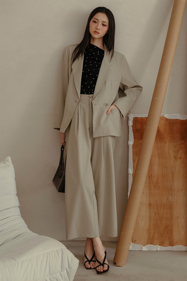 CADY OVERSIZED BLAZER IN IVORY BEIGE