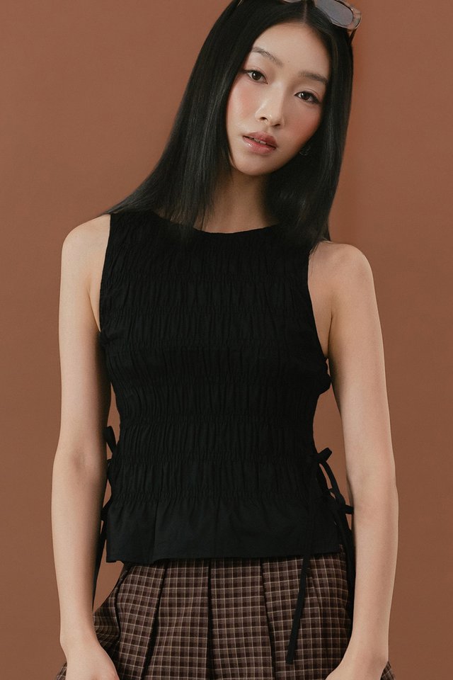 HALDOR SHIRRED TOP IN BLACK