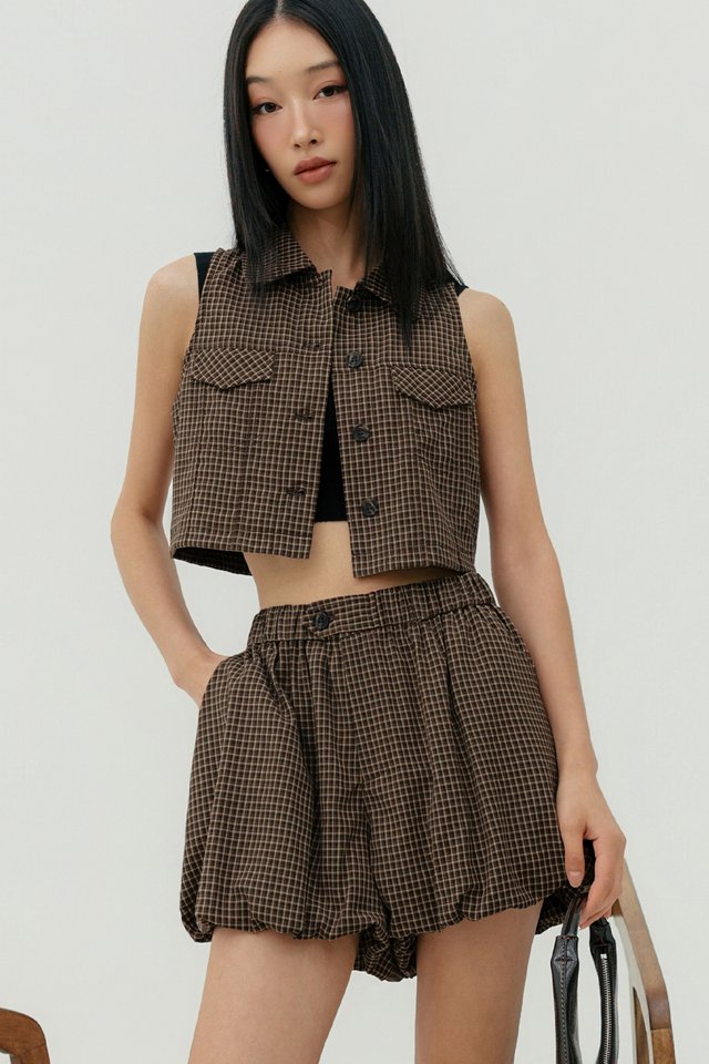 AKIN CHECKS BUBBLE SHORTS IN CHOCO