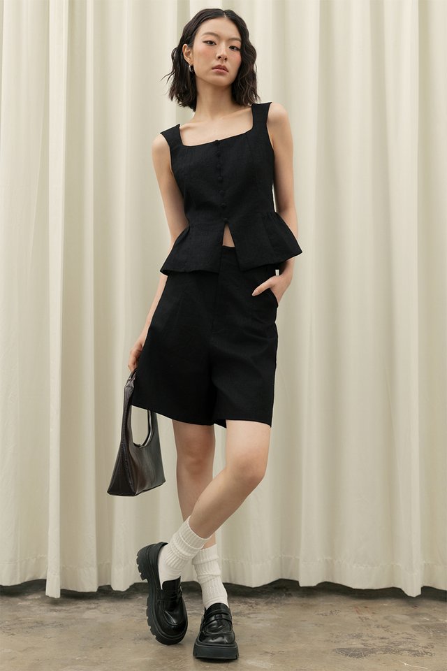 KARIN LINEN TOP IN BLACK