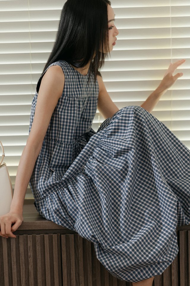 MARLOW CHECKS BUBBLE MAXI IN OXFORD BLUE
