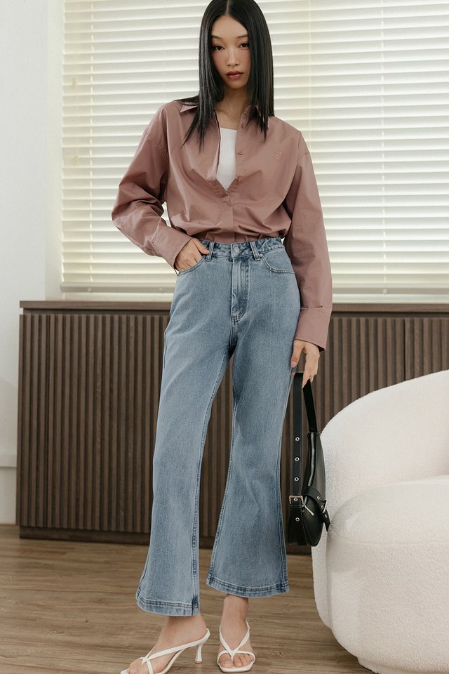 PETITE ALLY BOOTCUT JEANS IN MID WASH