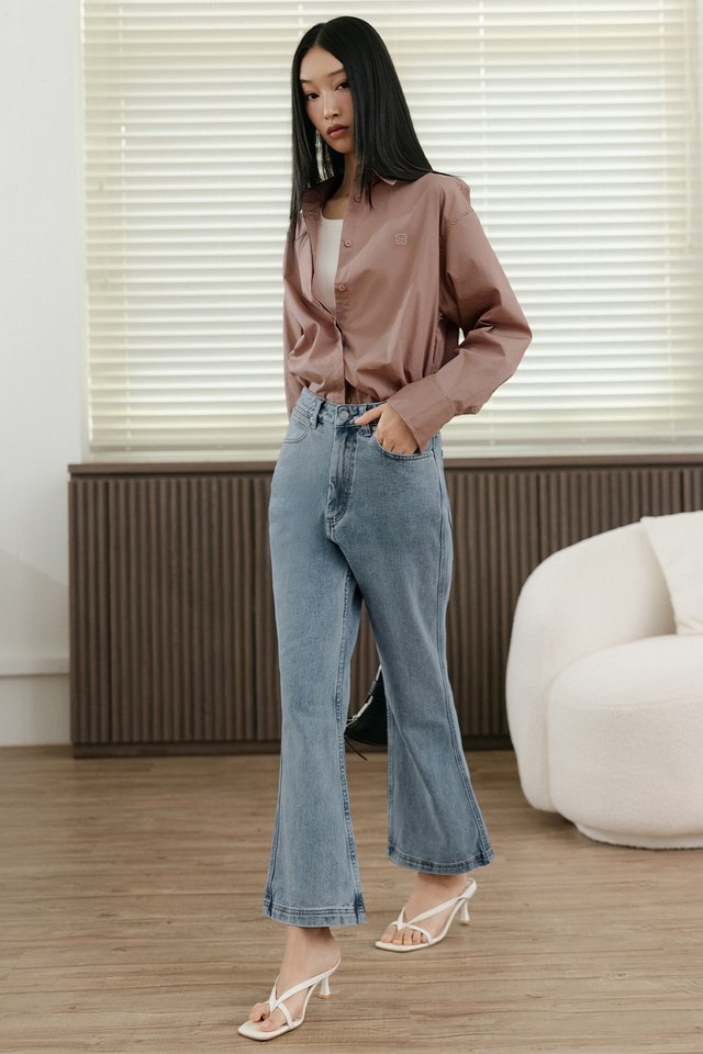 PETITE ALLY BOOTCUT JEANS IN MID WASH