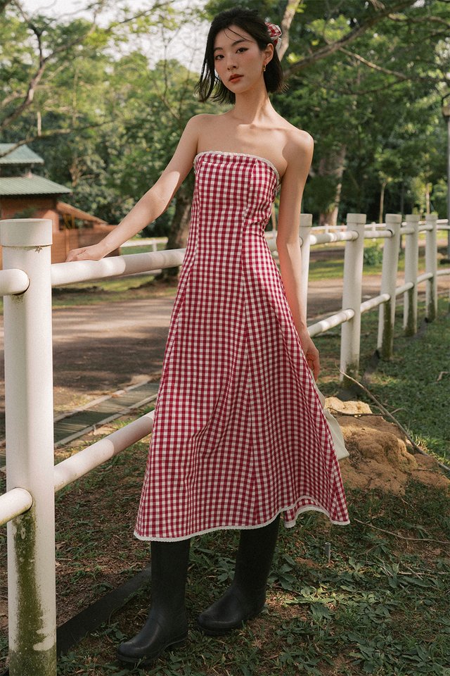 SUMMERDAY PADDED MAXI IN CHERRY