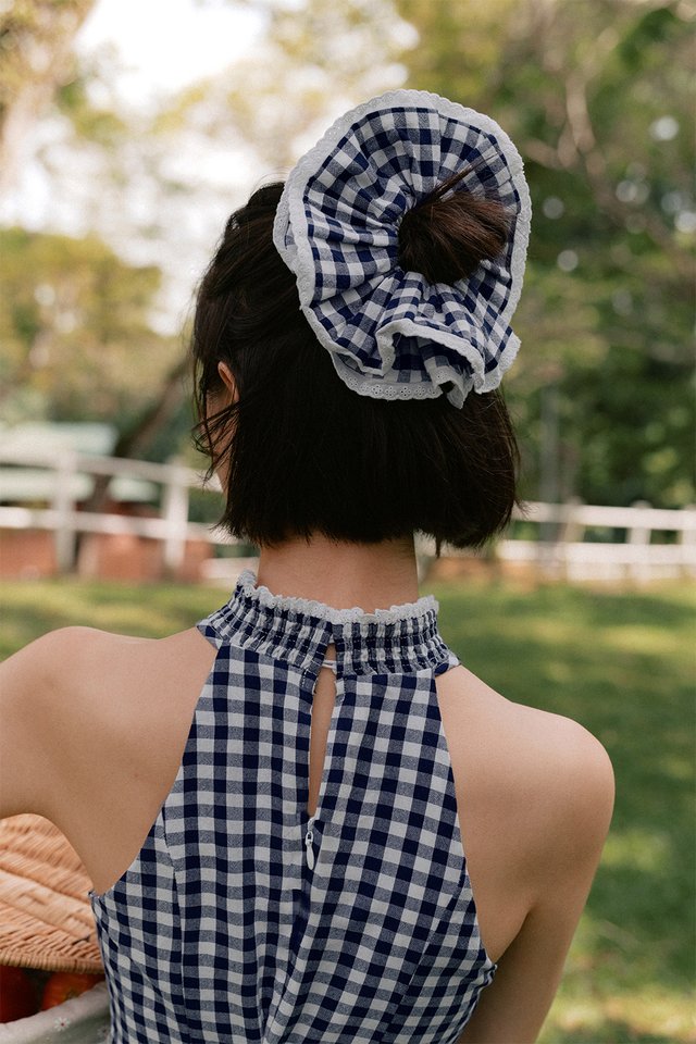 SUMMERDAY SCRUNCHIE IN BLUEBERRY