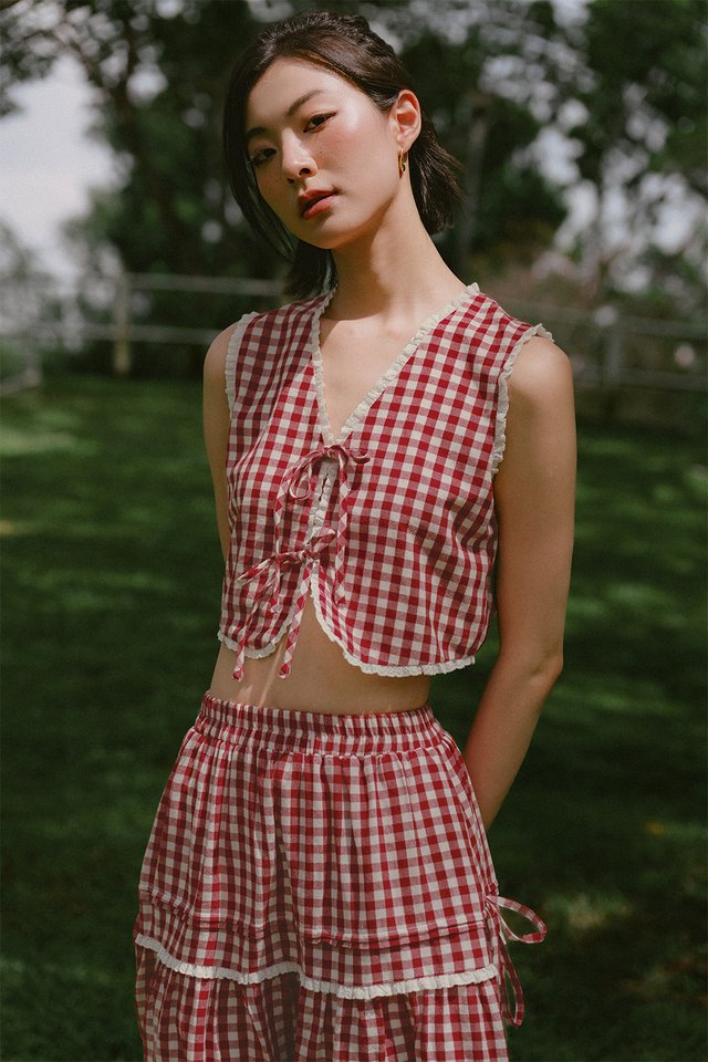 SUMMERDAY TIE TOP IN CHERRY