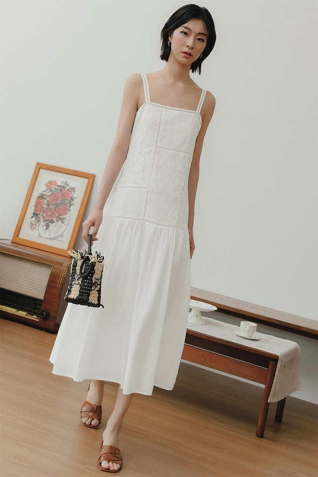 ABEY PATCHWORK EMBROIDERY MAXI IN WHITE