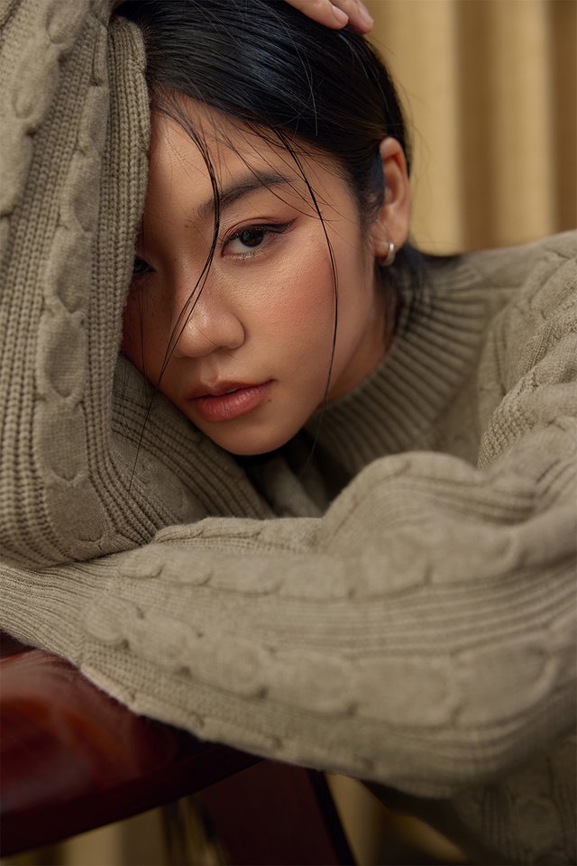 DEVYN KNIT SWEATER IN OAT