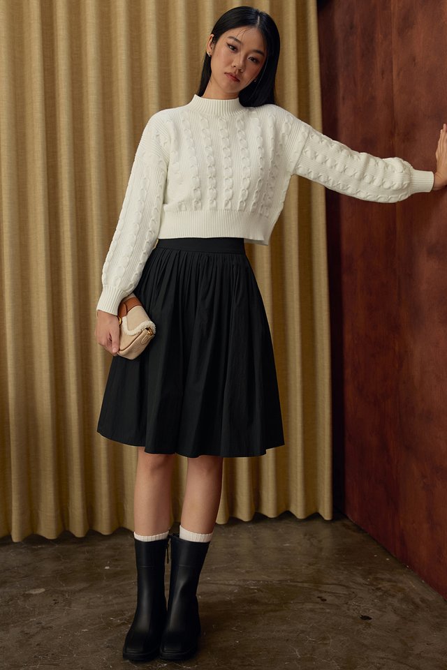 MITCHELL PLEAT SKIRT IN BLACK