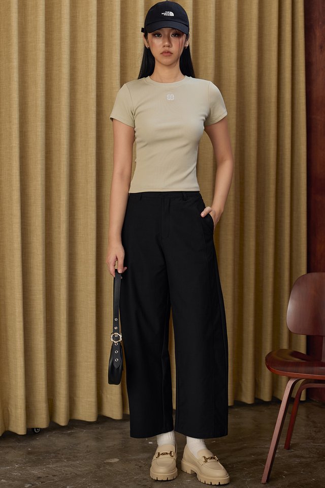 HARREL BARREL PANTS IN BLACK