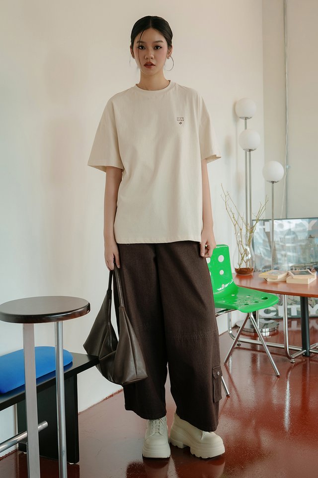 ESPRESSO MOOD UNISEX TEE IN BEIGE