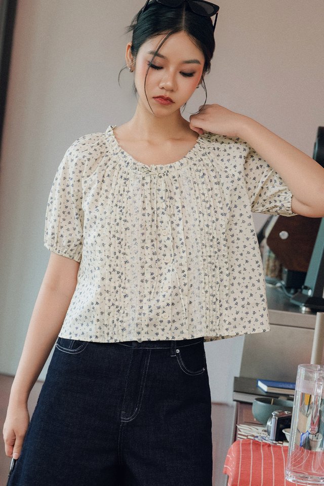 FIRA PINTUCK LACE TOP IN CREAM