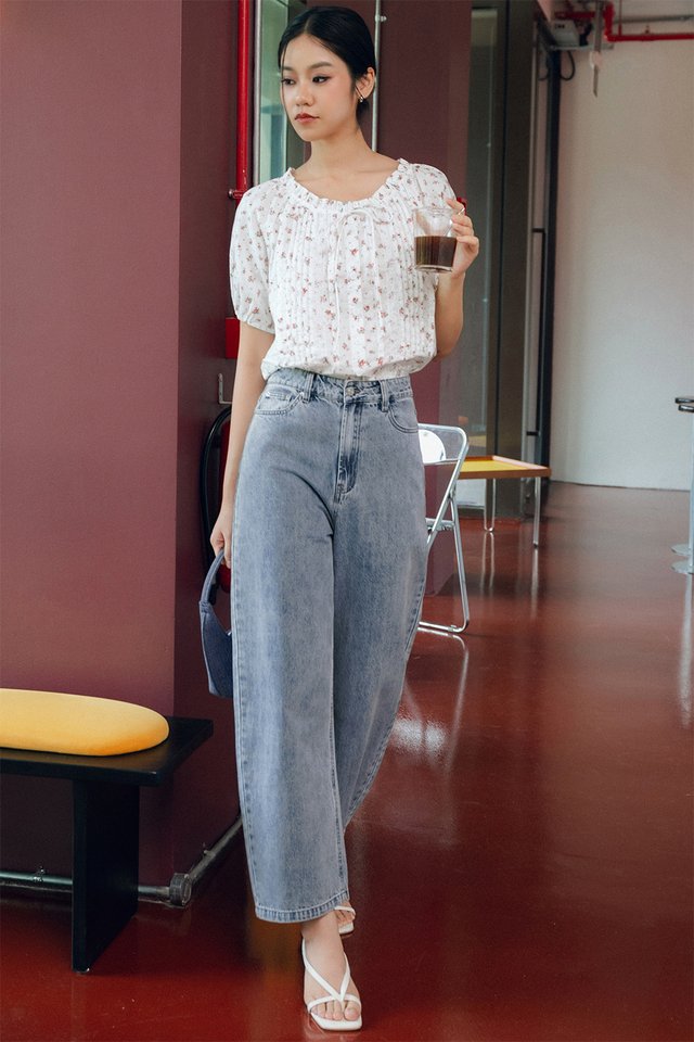 FIRA PINTUCK LACE TOP IN WHITE