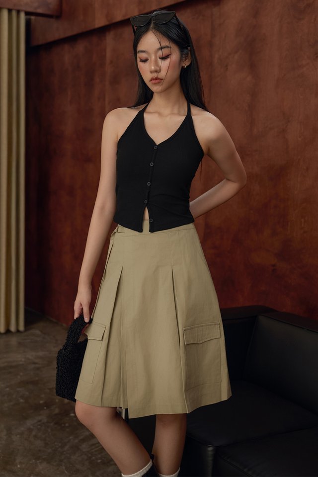 KAITO SLANT CARGO SKIRT IN KHAKI
