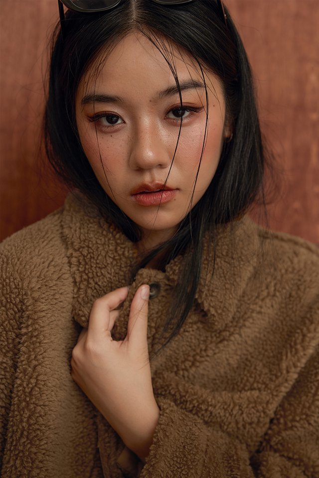 TEDDY COAT IN CAMEL