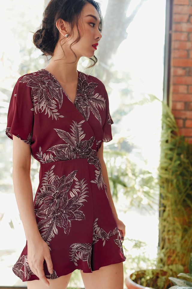 IZZO PLAYSUIT IN WINE