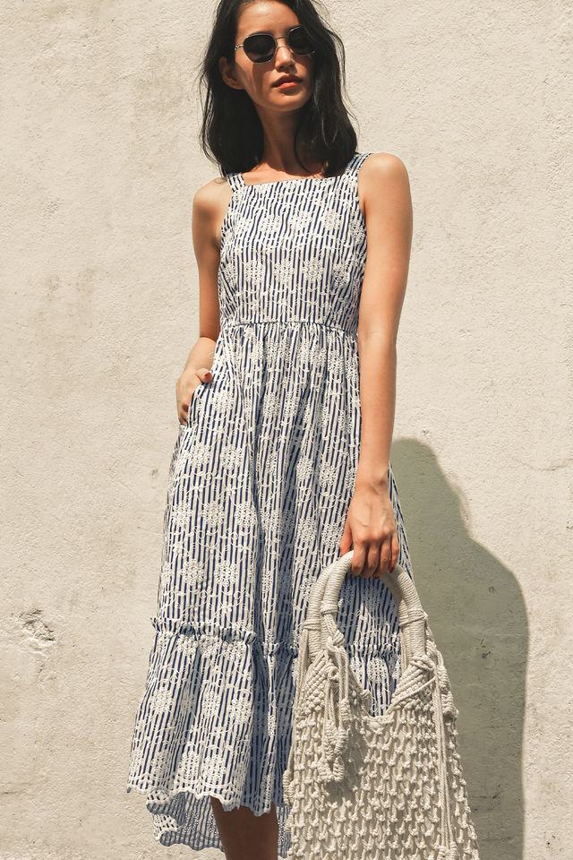 HAYES EMBROIDERY MAXI IN DARK NAVY