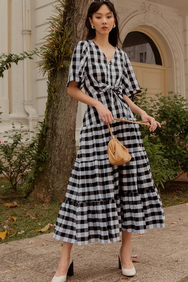 CALLEE GINGHAM MAXI IN MONO