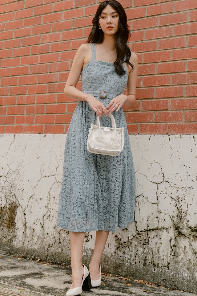 ARLY LACE MIDI IN ASH BLUE