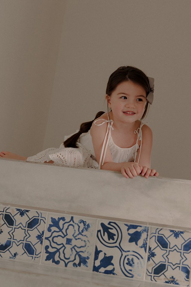 *KIDS* SANTINO EMBROIDERY DRESS IN WHITE