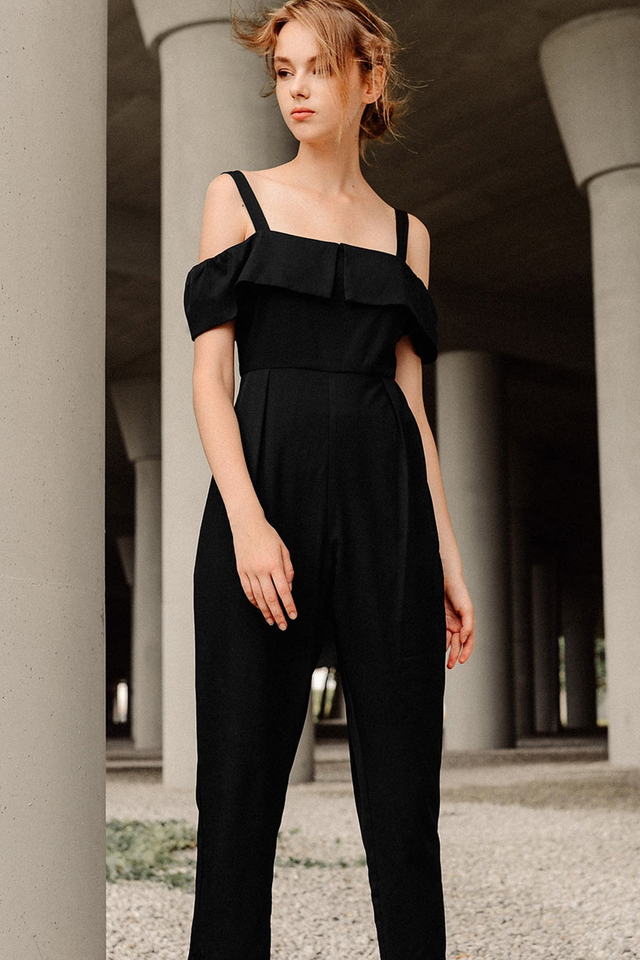 BRITTANY JUMPSUIT IN BLACK
