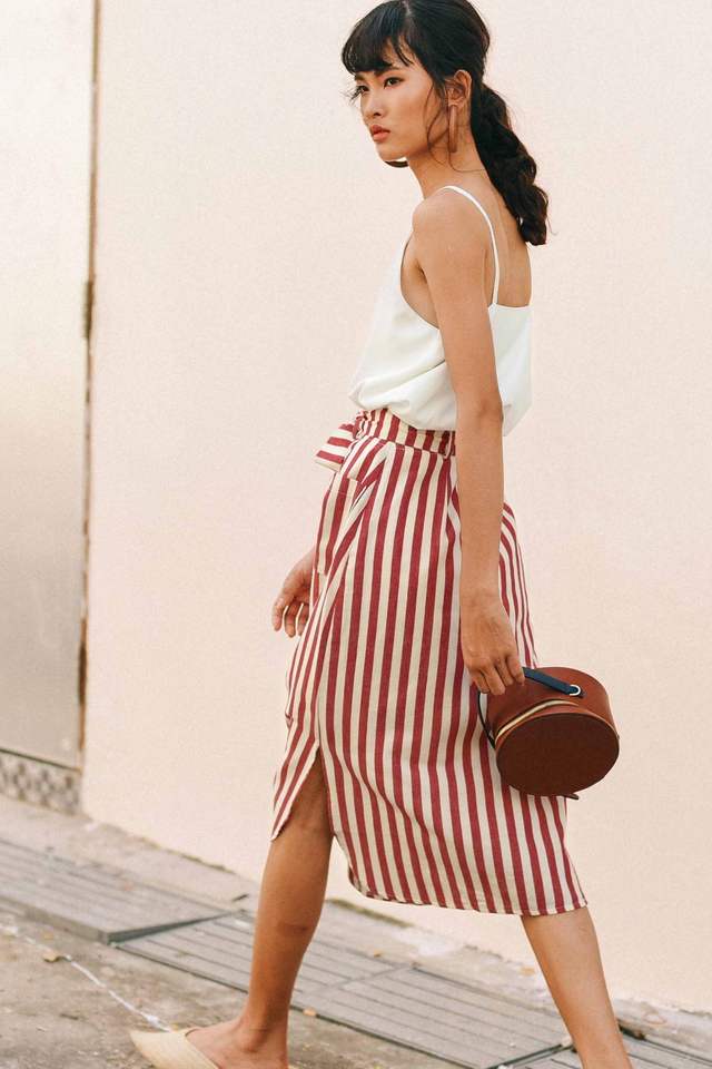 PETRA STRIPED MIDI IN RED