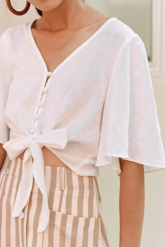 HELGA TIE TOP IN WHITE